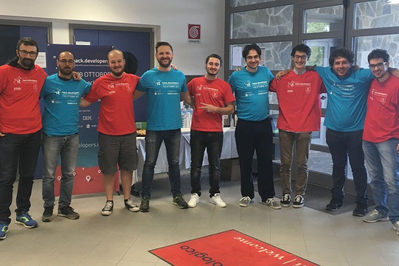 mentor e-lios all'hackathon